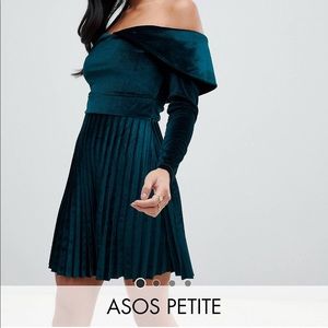 Petite Velvet Bardot Dress US00